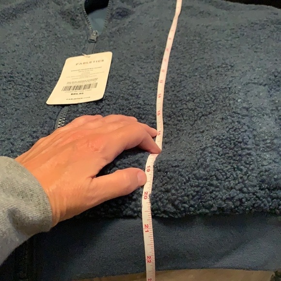 Fabletics reversible jacket, cropped, cozy fleece, ribbed cuffs, new with tags - Picture 9 of 10
